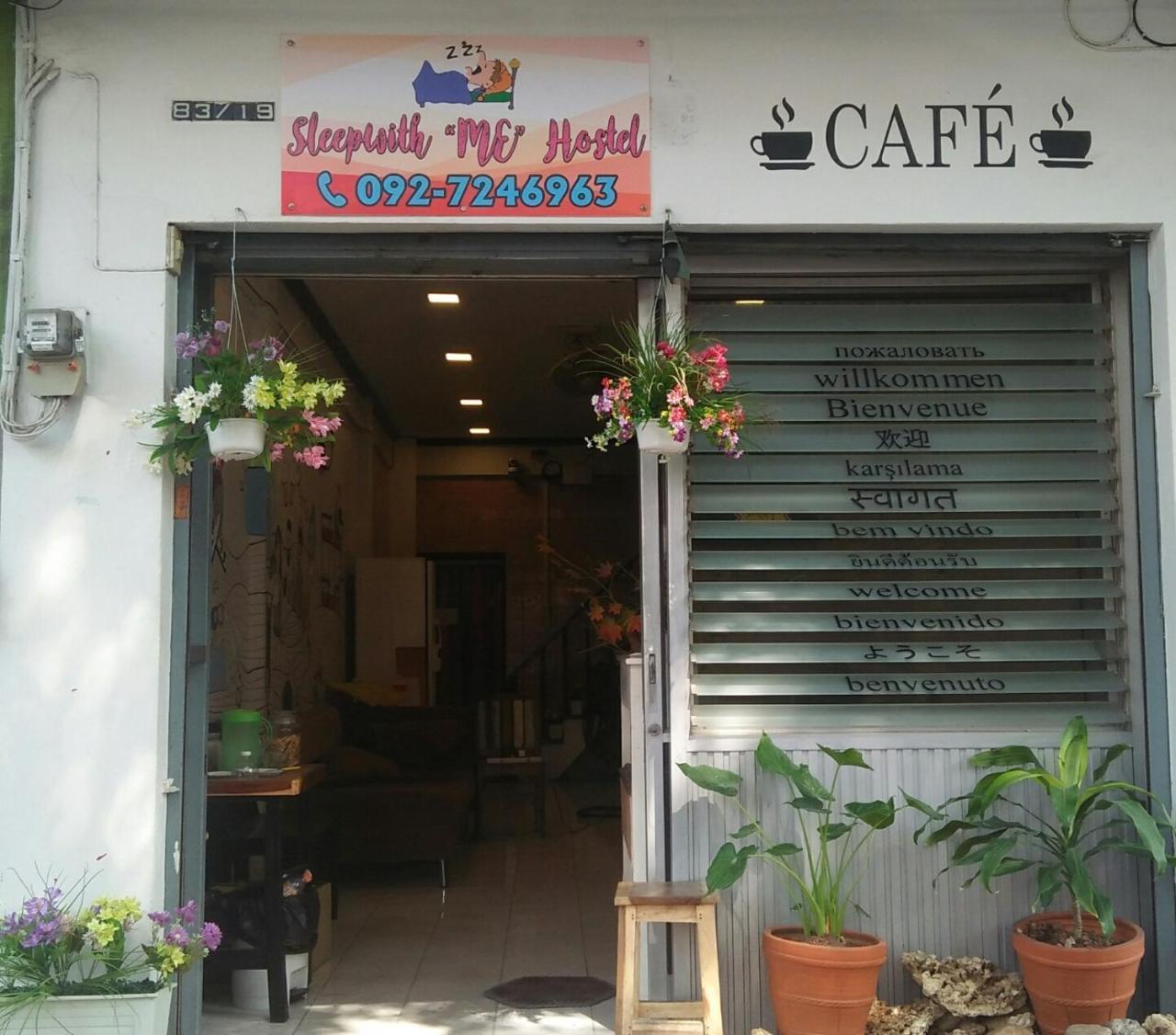 Sleepwith Me Hostel Bangkok Exterior photo