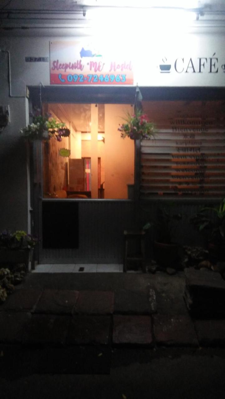 Sleepwith Me Hostel Bangkok Exterior photo